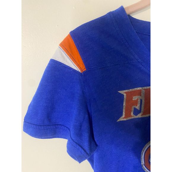 NIKE University of Florida UF Gators Short Sleeve V-Neck T Shirt Size Medium - Picture 4 of 5